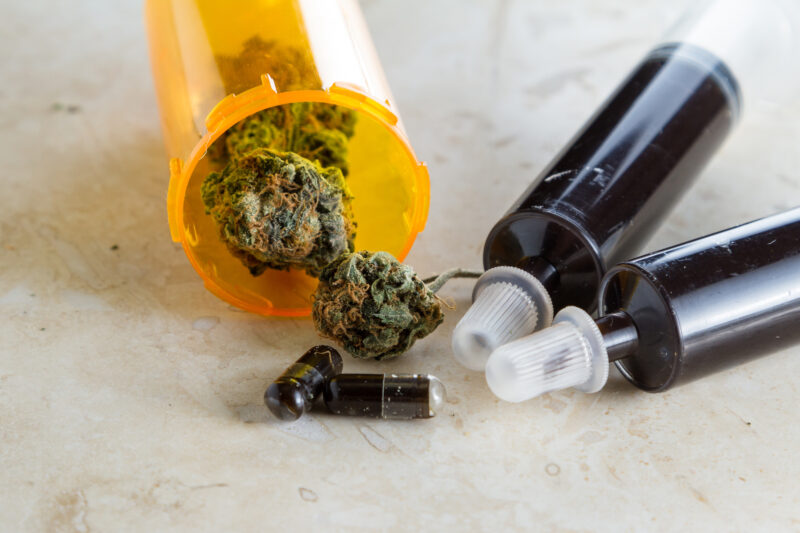 CBD Isolate vs Full-Spectrum