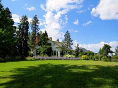 Photo by Dianne: https://www.pexels.com/photo/house-surrounded-by-green-grass-below-clouds-and-sky-226407/