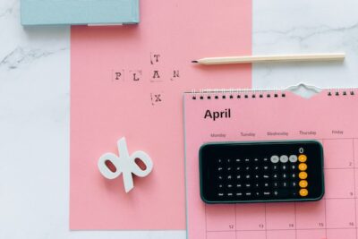 Photo by Nataliya Vaitkevich: https://www.pexels.com/photo/april-calendar-6863515/