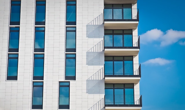 Photo by Pixabay: https://www.pexels.com/photo/apartment-architecture-balcony-building-259950/