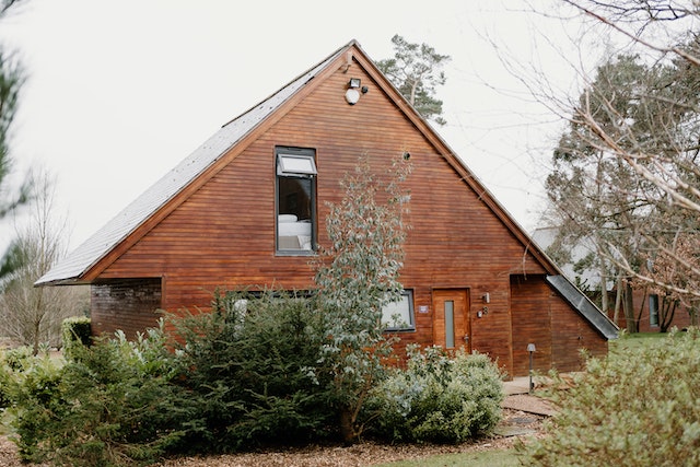 Photo by Lewis Ashton: https://www.pexels.com/photo/abandoned-wooden-residential-house-11219301/