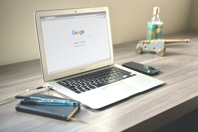 Photo by Caio: https://www.pexels.com/photo/macbook-air-on-grey-wooden-table-67112/